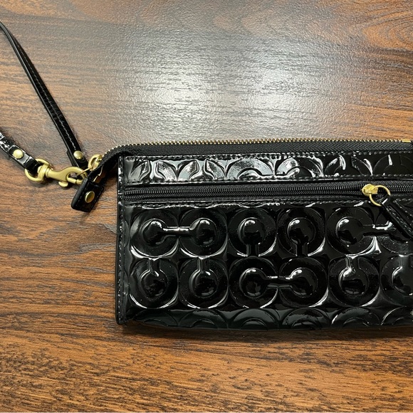 Coach Black Wallet with removable wristlet - Picture 2 of 3